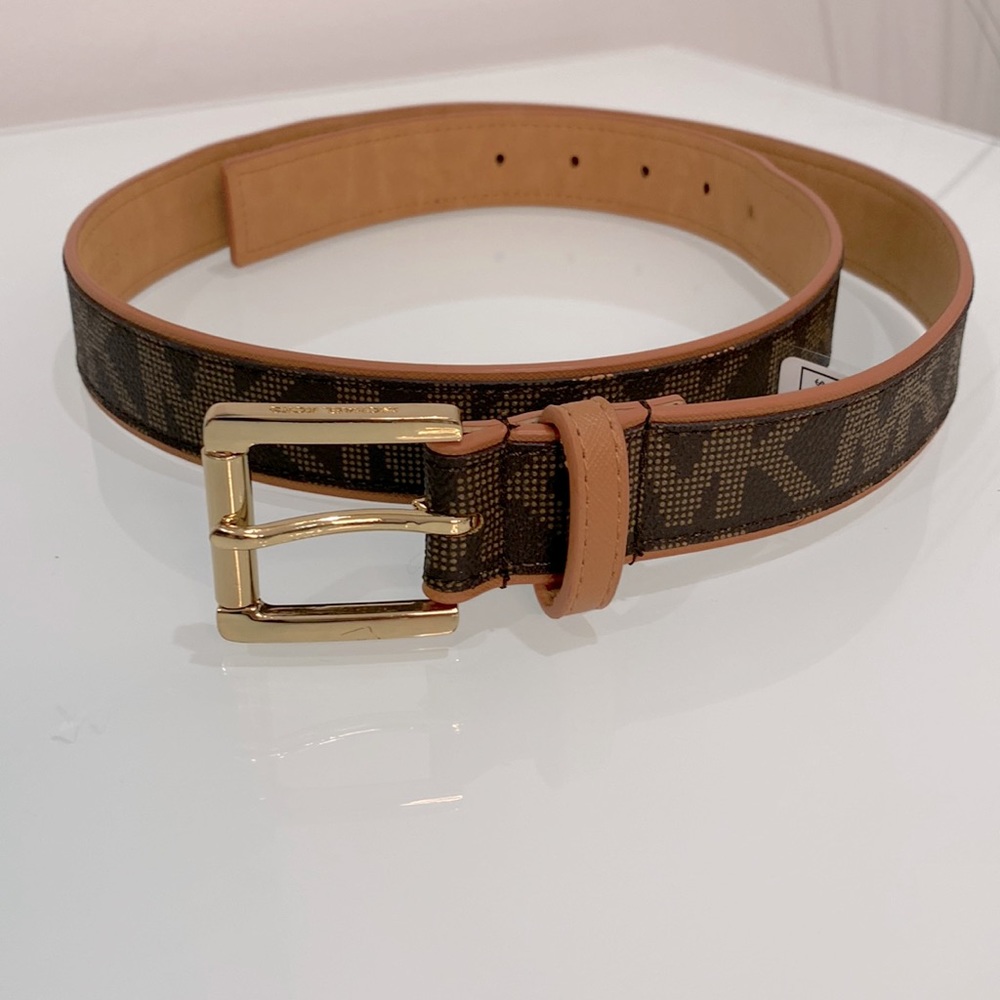 Michael. Michael Kors belt
